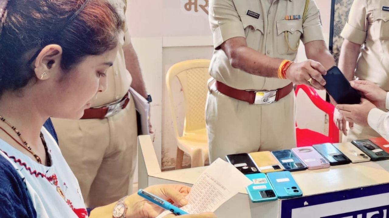 The phones were recovered from Mumbai, Navi Mumbai, Thane, Gujarat, Uttar Pradesh, West Bengal, Karnataka and other places, and returned to their owners who had lodged complaints, an official had earlier said