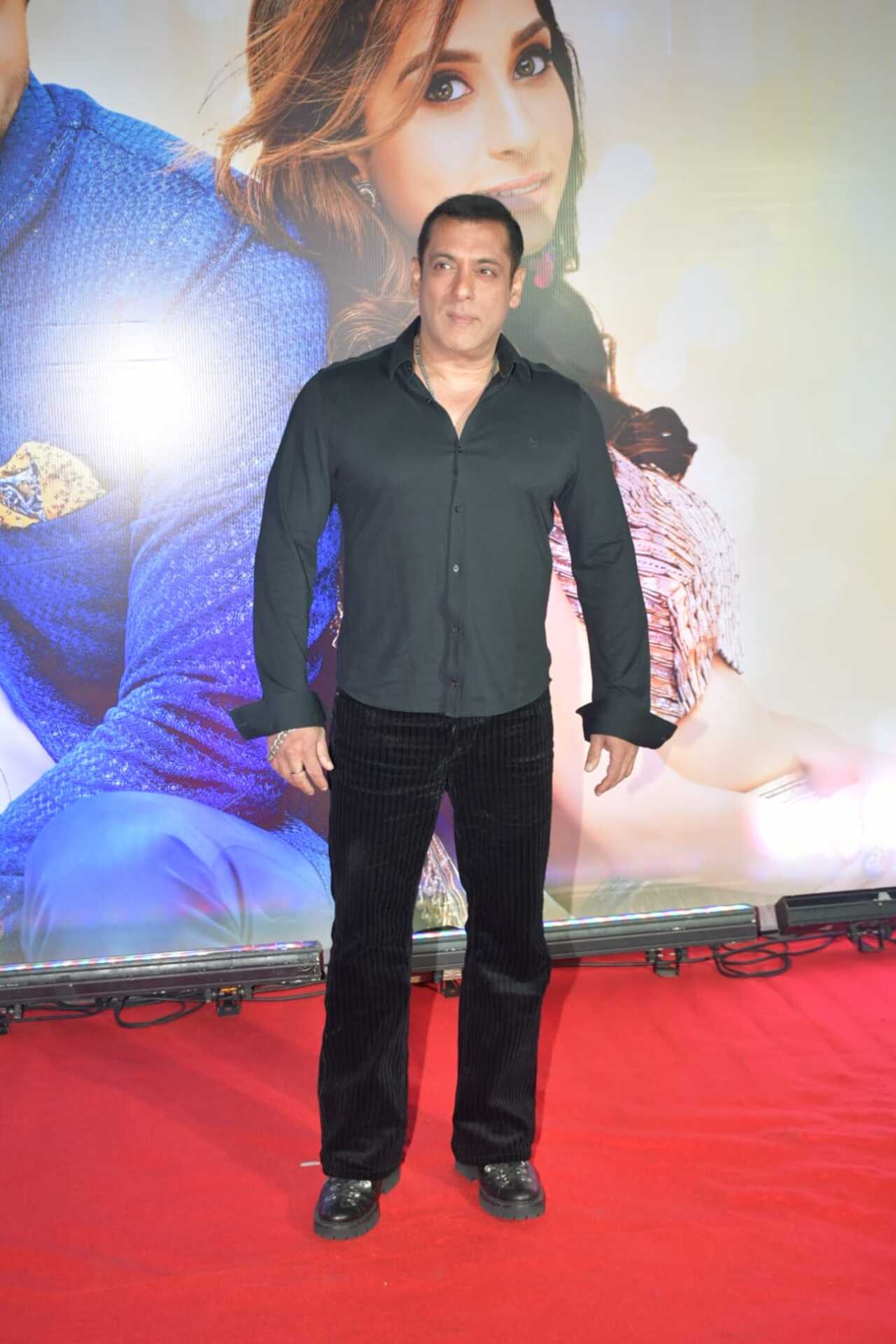 Salman was seen sporting his short hair look and opted for an all-black look