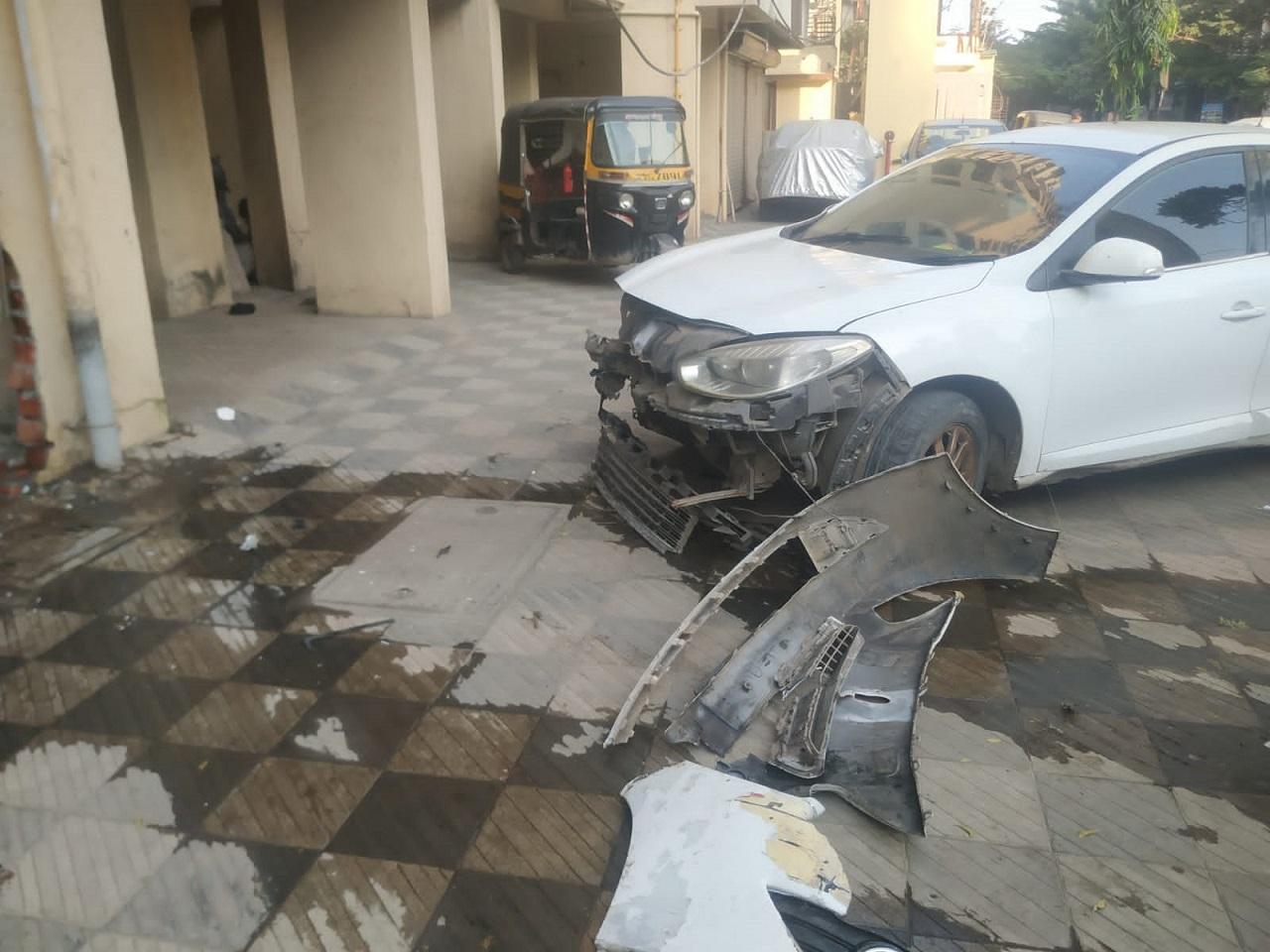 There were a total of four occupants inside the car driven by Singh. A security guard has reportedly told the residents that after the accident, Singh and his three friends immediately removed empty liquor bottles and beer cans from the car, whose engine was considerably damaged in the accident