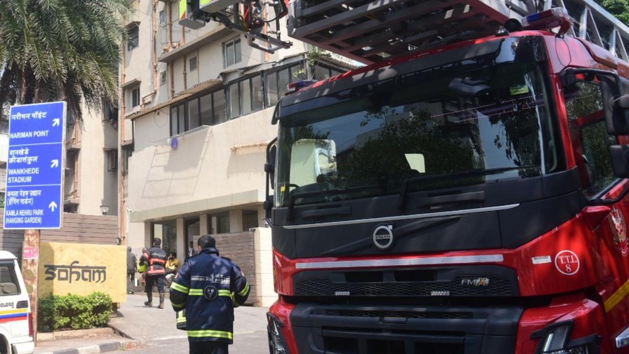 After a fire-fighiting operation by the officials from the Mumbai Fire Brigade, the fire was brought under control 