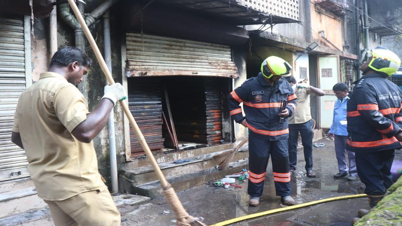 Mumbai: 7 dead, 51 injured as massive fire breaks out in Goregaon