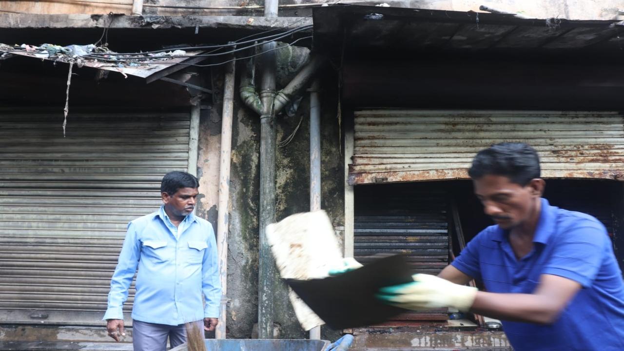 The incident was reported at 3.05 am on Friday at the Jay Bhavani building near Azad Maidan in Goregaon West. The injured were rushed to two hospitals, HBT Hospital and Cooper Hospital, in Mumbai.