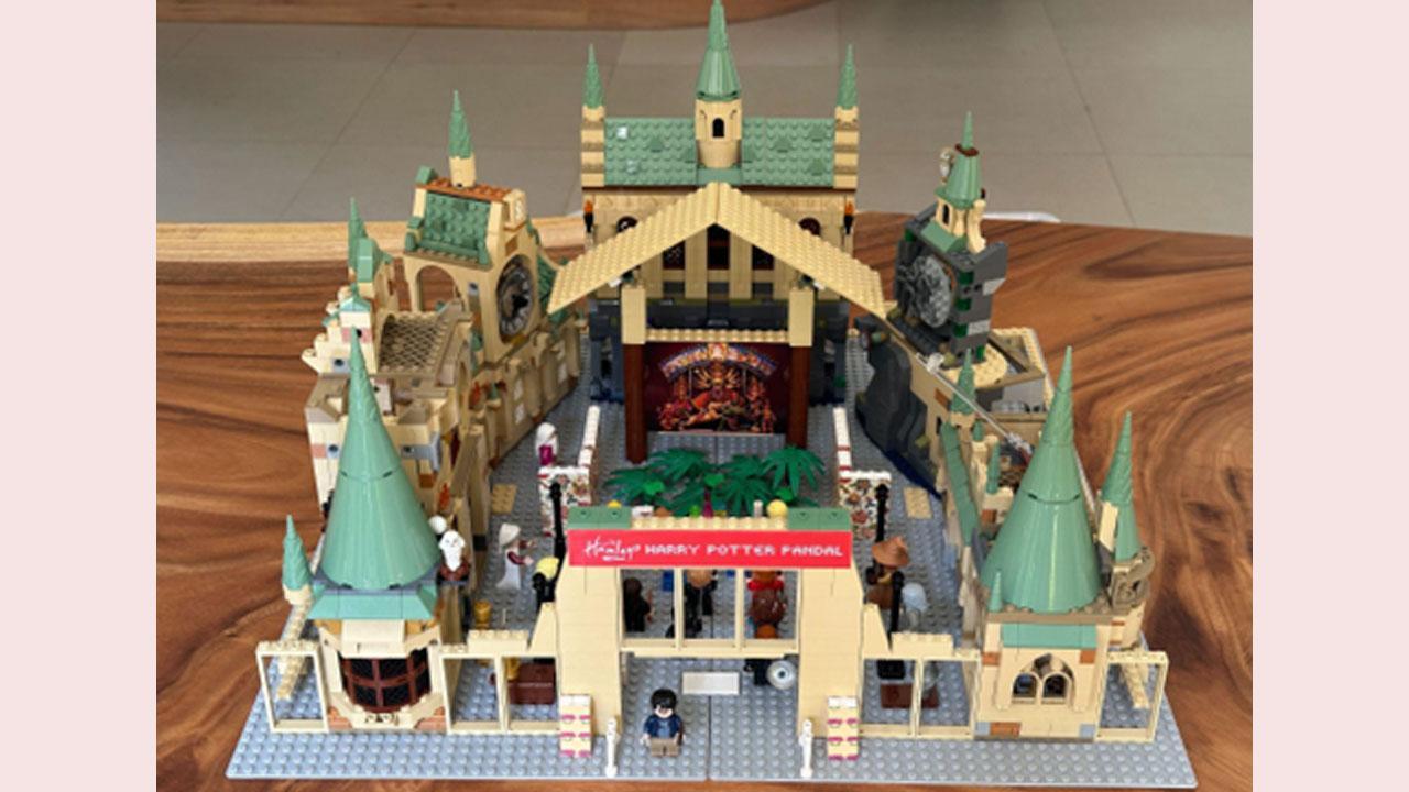 Hamleys unveils Chandrayaan and Harry Potter themed miniature Pujo Pandals