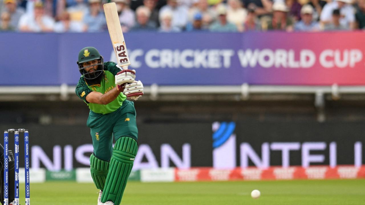 Hashim Amla is the fifth player on the list. Amla took 34 innings to achieve this milestone and his sixth ton came against Pakistan in DSC Cricket Stadium, Dubai in the year 2010