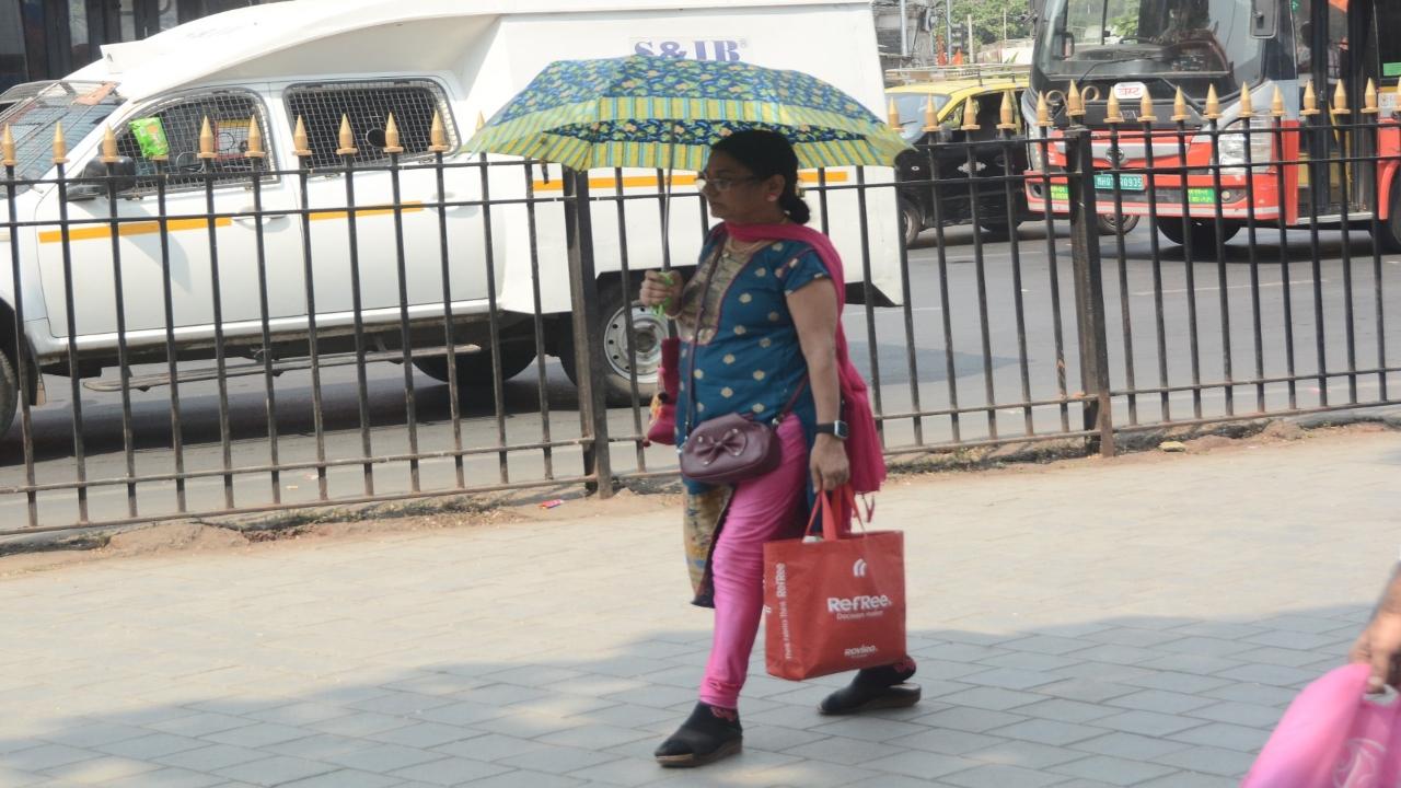 On Wednesday, October 18, Mumbai recorded an unseasonable high temperature of 36.4 degrees Celsius, marking the highest temperature reading for the month of October in the year 2023, according to the India Meteorological Department (IMD).