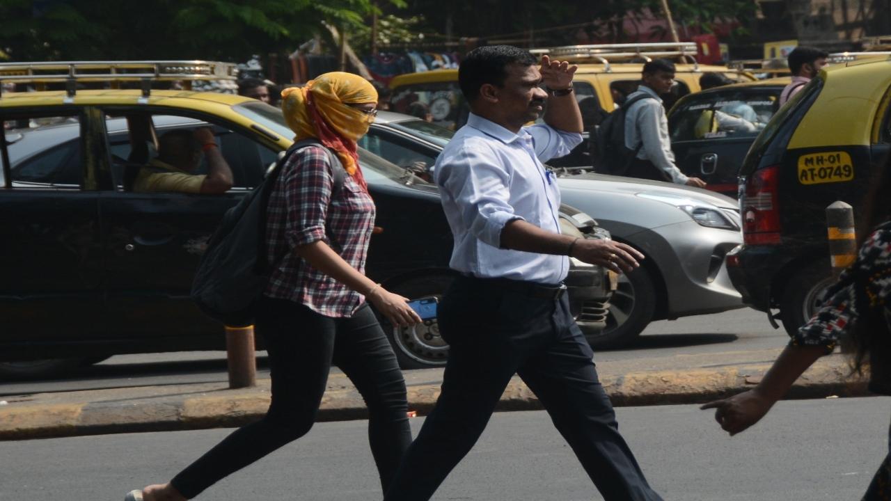 Meanwhile, the air quality in Mumbai Monday morning was recorded in the 'moderate' category with an air quality index of 127, according to the system of Air Quality and Weather Forecasting And Research, Safar-India.
 