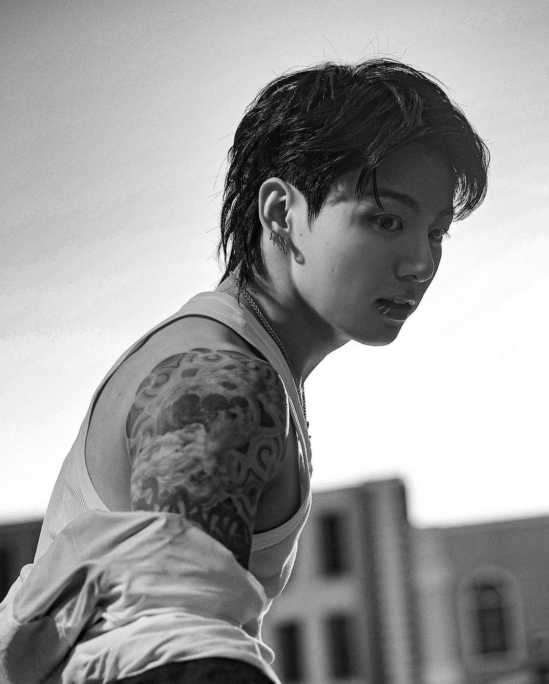 ’So hot!’ BTS member Jungkook’s photos from newest music videos have ...