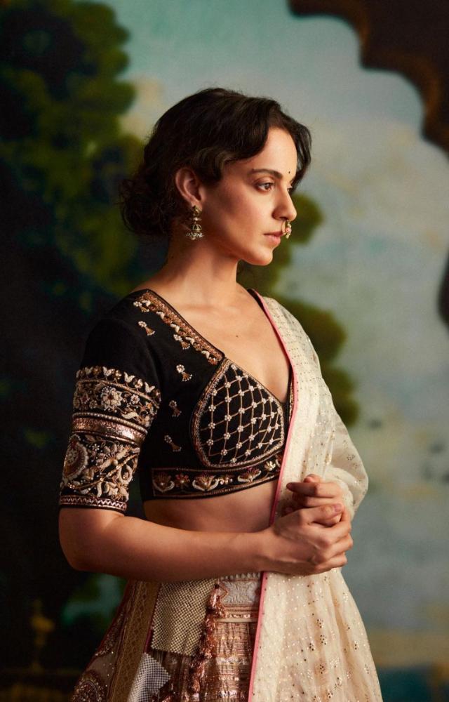 For the promotion of her movie, Chandramukhi, Kangana wore this beautiful lehenga