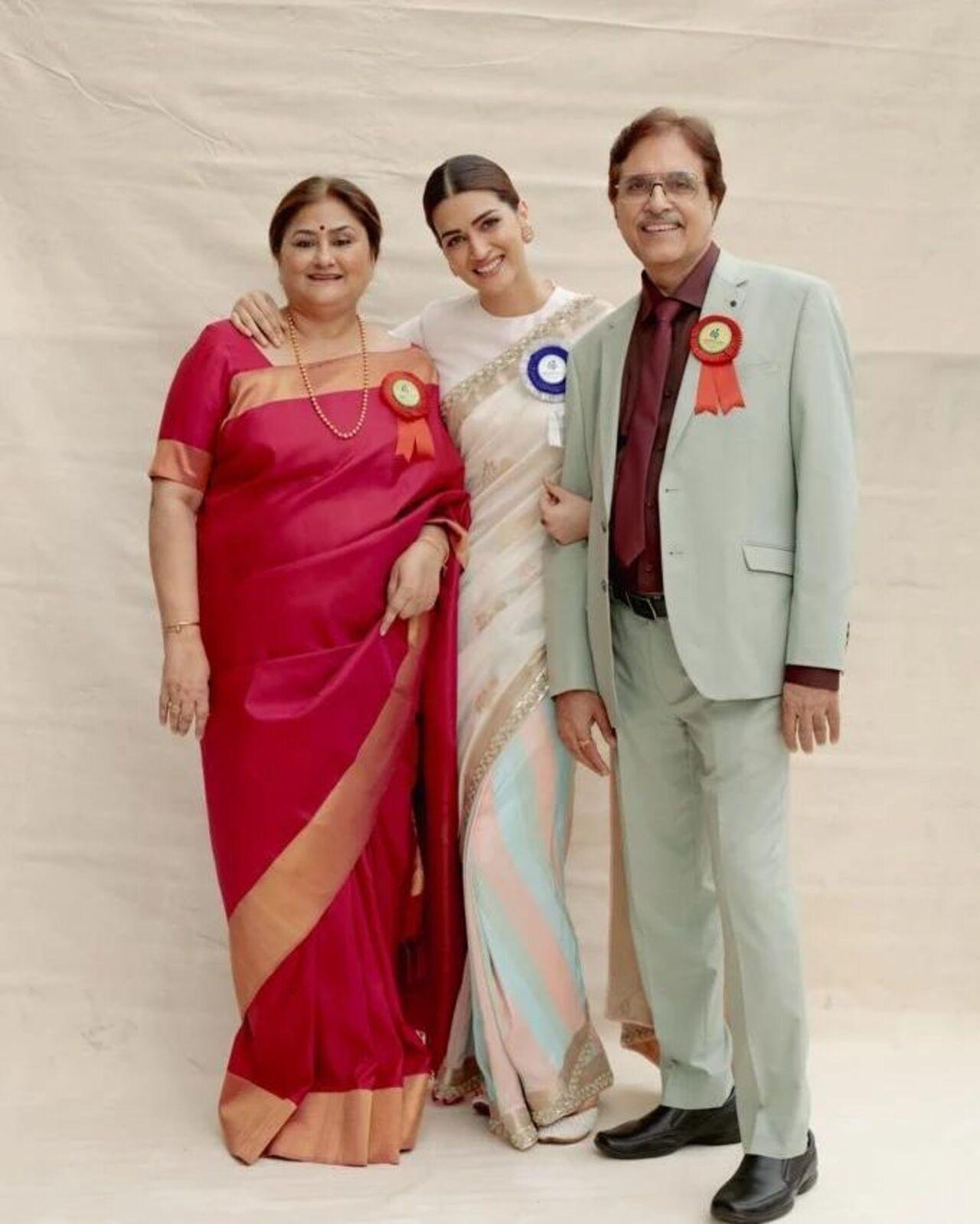 Kriti came to attend the ceremony with her proud parents. (Pic/Spice Social Instagram)