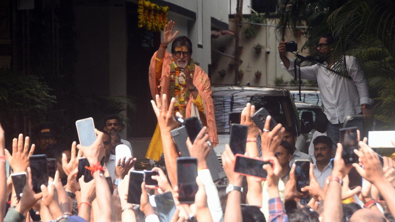 Amitabh Bachchan was seen waving at them as well, while they chanted his name and cheering on the megastar