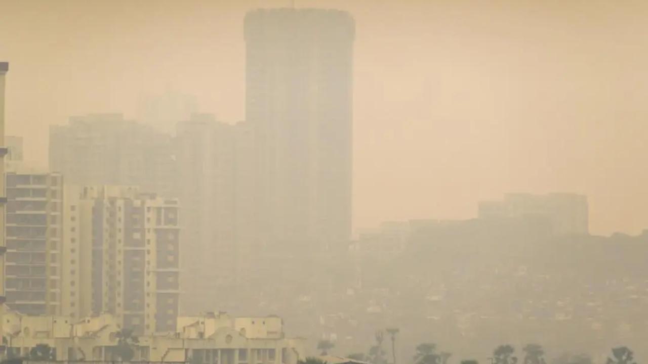 Mumbai's Vile Parle area displayed the most polluted air quality on Monday morning, with an AQI of 287