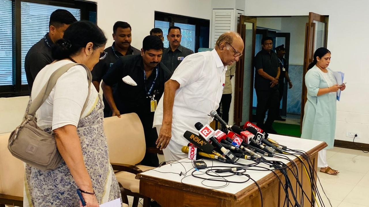 Further, speaking about the upcoming state assembly elections in various states, the NCP chief said that the situation is not in favour of the BJP