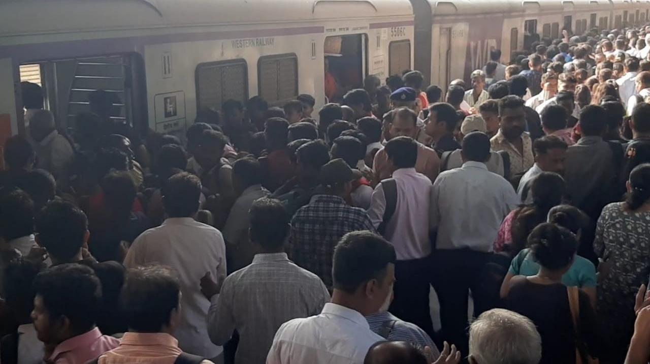 Western Railway announced the cancellation of over 2,500 local train services in Mumbai from October 27 to November 5