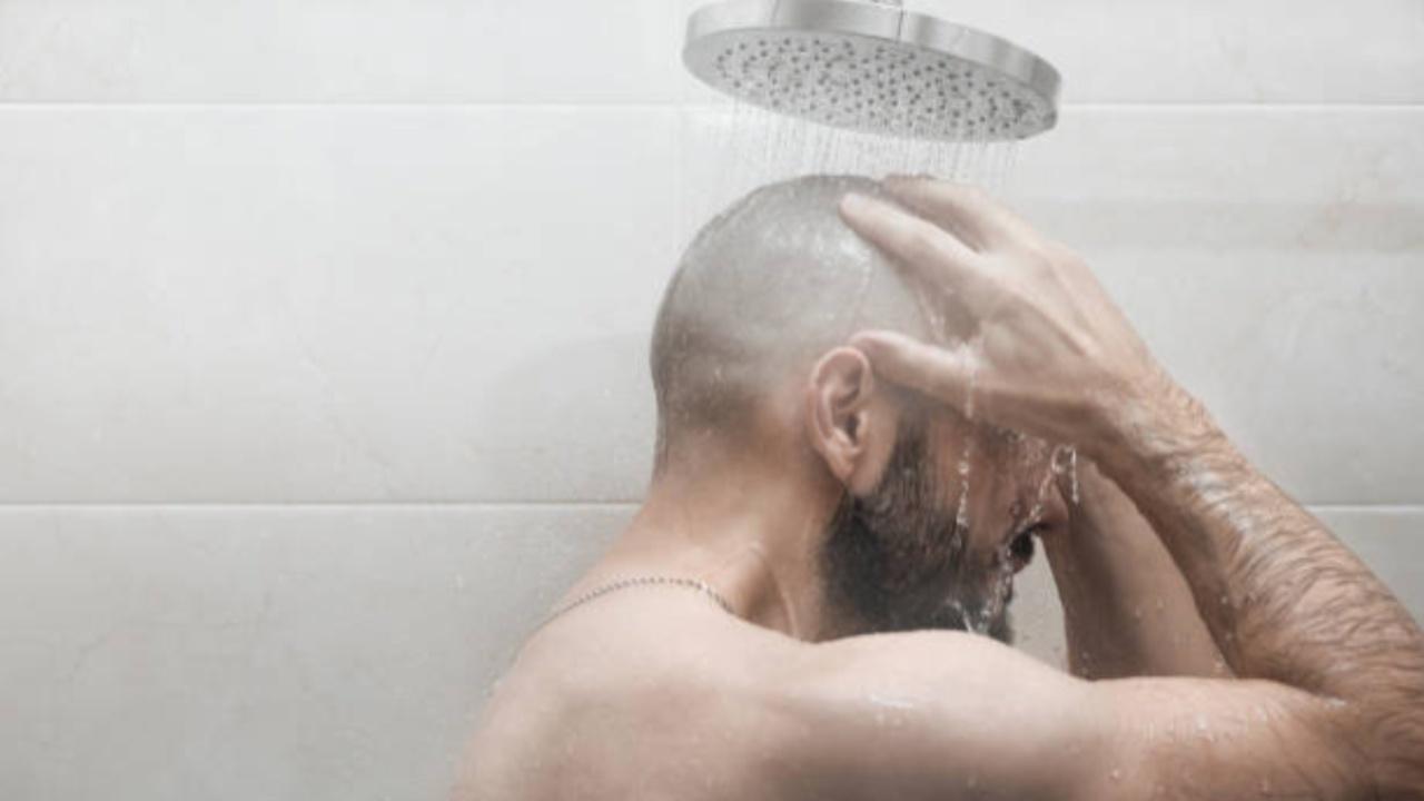 Although a steamy shower might be tempting after a sweaty day, hot water strips away the natural oils in our skin, leading to dryness and irritation. To maintain healthy skin, opting for lukewarm showers and limiting their duration can help preserve the moisture barrier on our bodies.