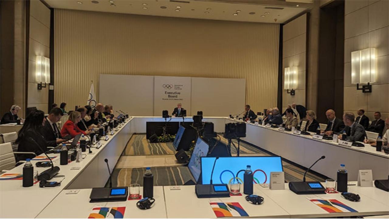 IOC president Thomas Bach chairs key executive board meeting in Mumbai