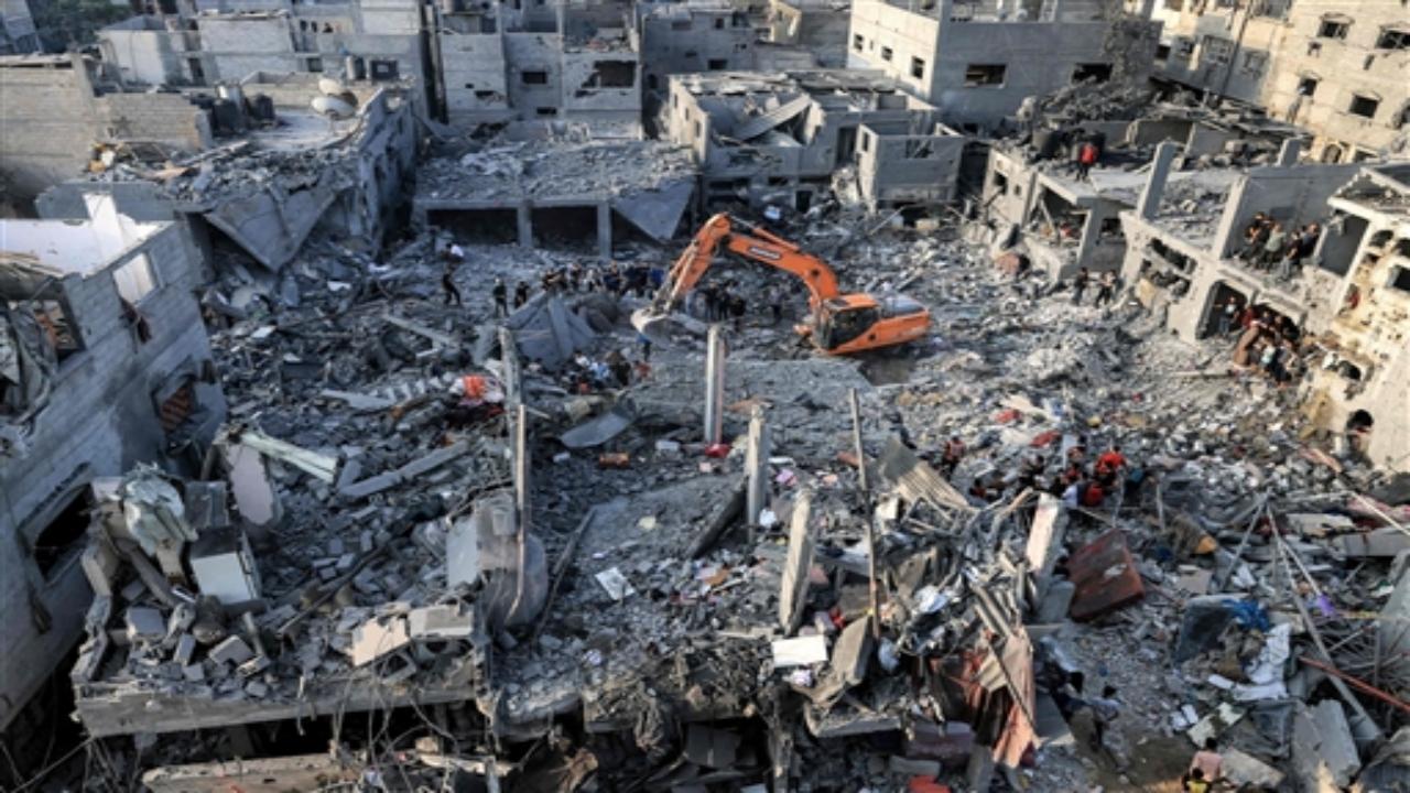 Turkish FM Hakan Fidan said the world needs to act to end Israel’s war on Gaza, accusing Israel of targeting civilians in the besieged enclave. “Israel is targeting civilians even in hospitals and places of worship. Every human being with a conscience should act to put an end to this brutality. We should act together and in unity. “What Israeli occupation forces are exercising is a collective punishment against all the residents of Gaza. Gazans cannot be uprooted from their homeland.”