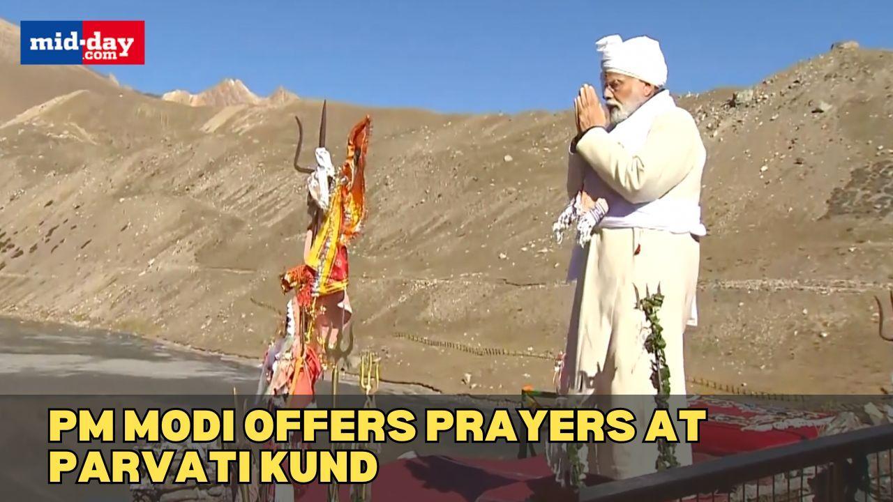 Uttarakhand: PM Modi offers prayers at Parvati Kund in Pithoragarh