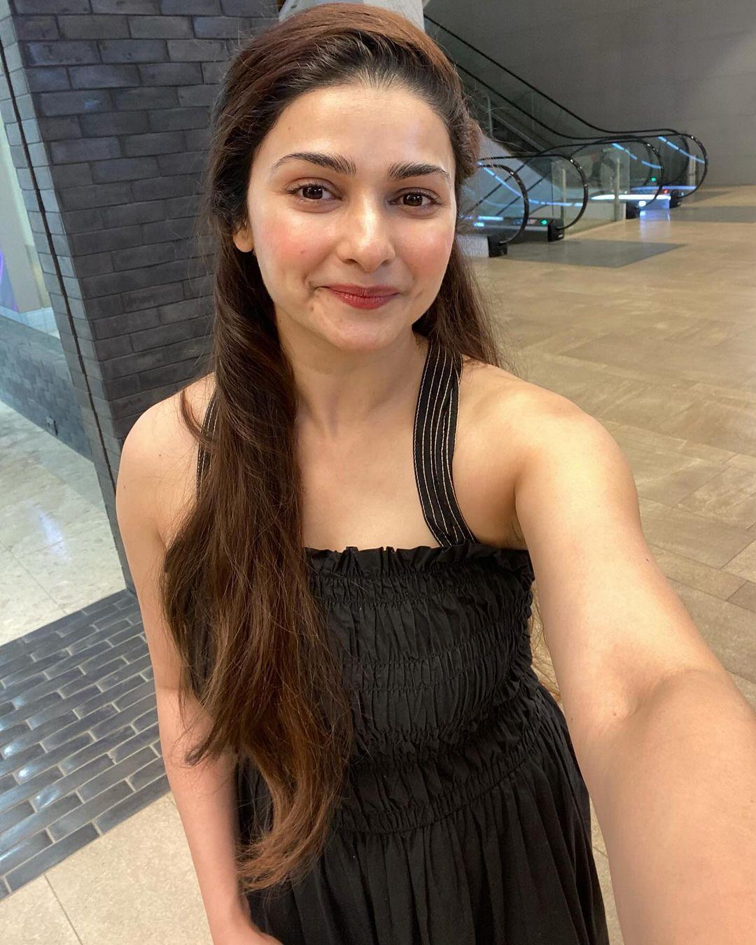 Prachi Desai posted a picture in a simple black dress proving her versatile dressing choice