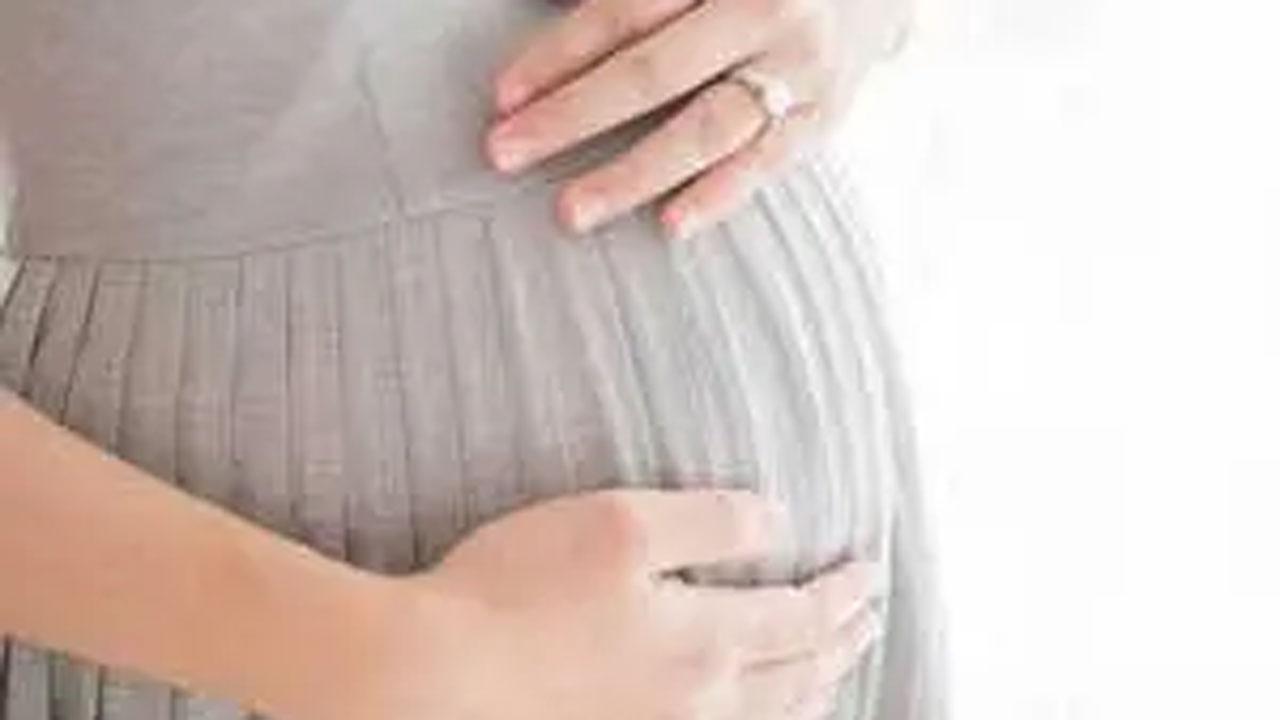 Excessive weight gain during pregnancy may raise risk of death: Study
