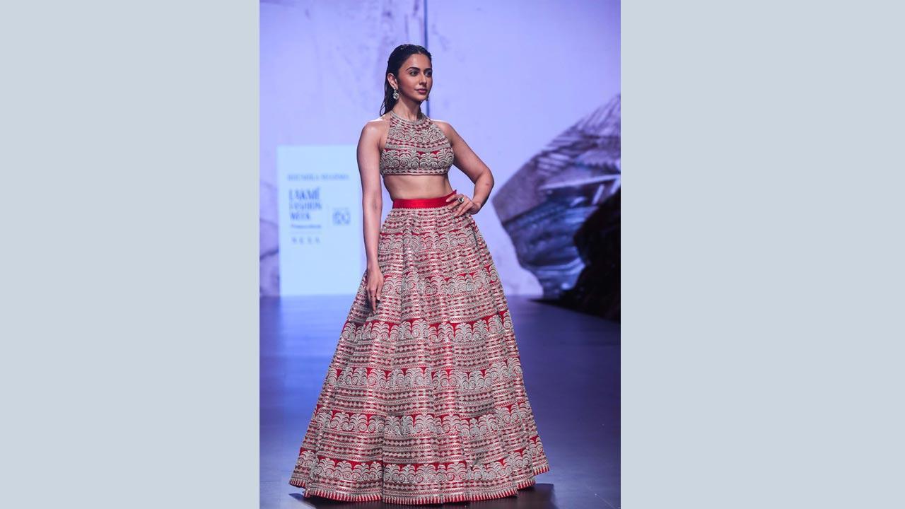 Rakul Preet Singh grabs eyeballs in her red embroidered lehenga at Lakme Fashion