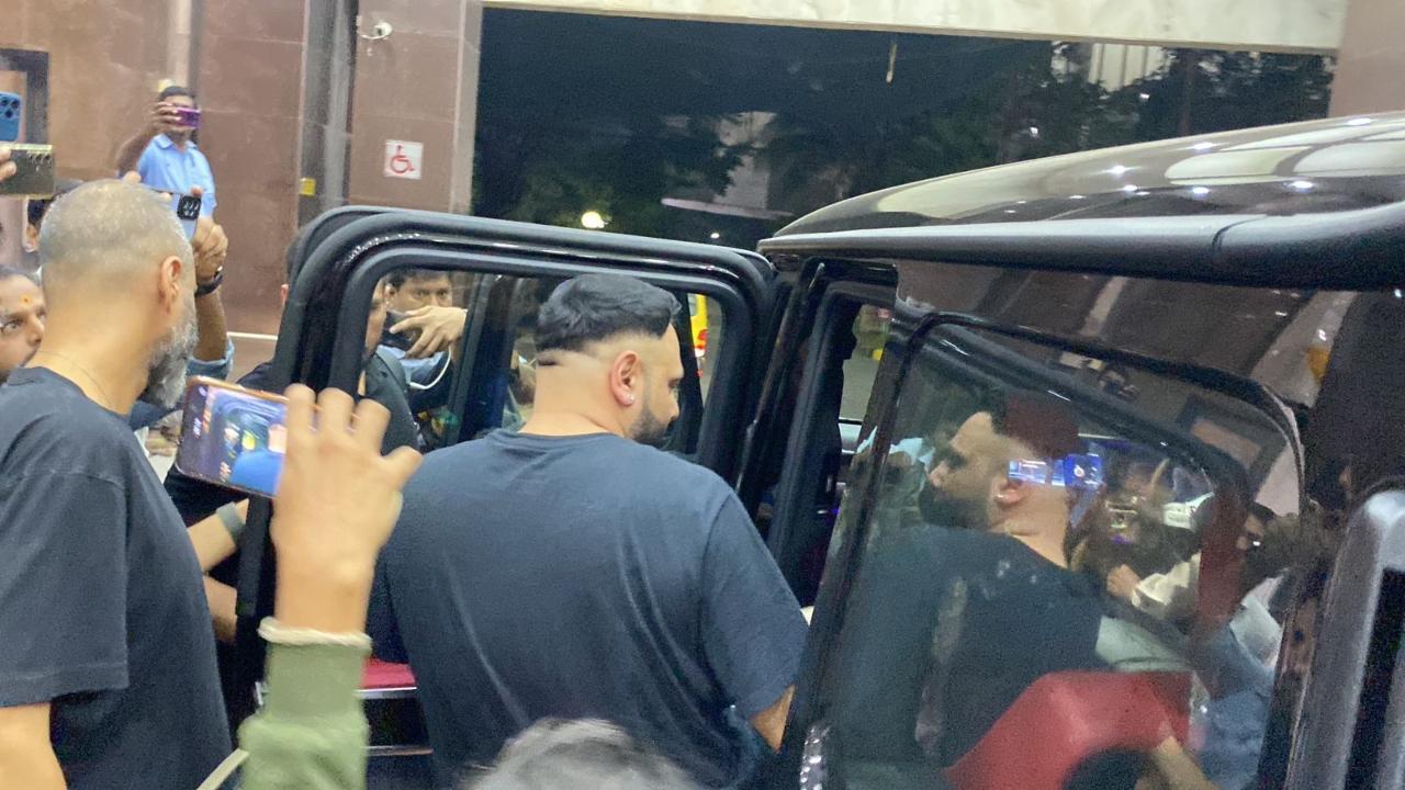 The official sources said that Badshah was questioned by the Maharashtra cyber cell officials in connection with a complaint lodged against an app. Pics/Shadab Khan