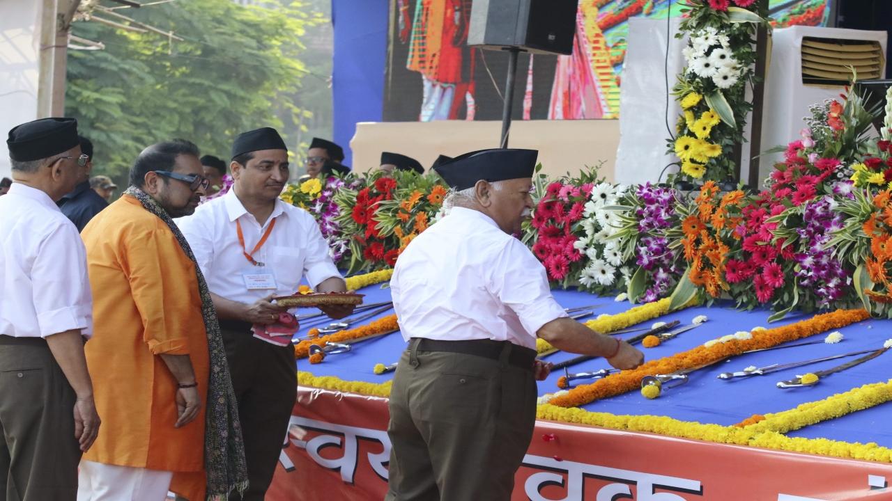Expressing his deep appreciation for the RSS, Mahadevan stated, 