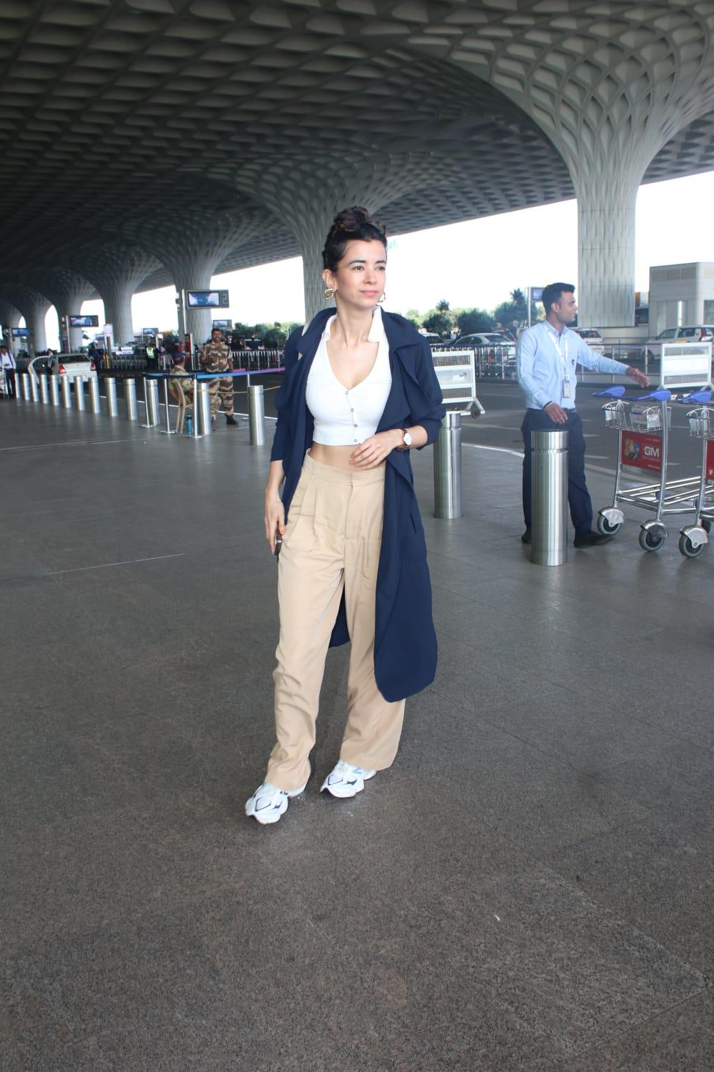 Saba Azad was snapped at the airport