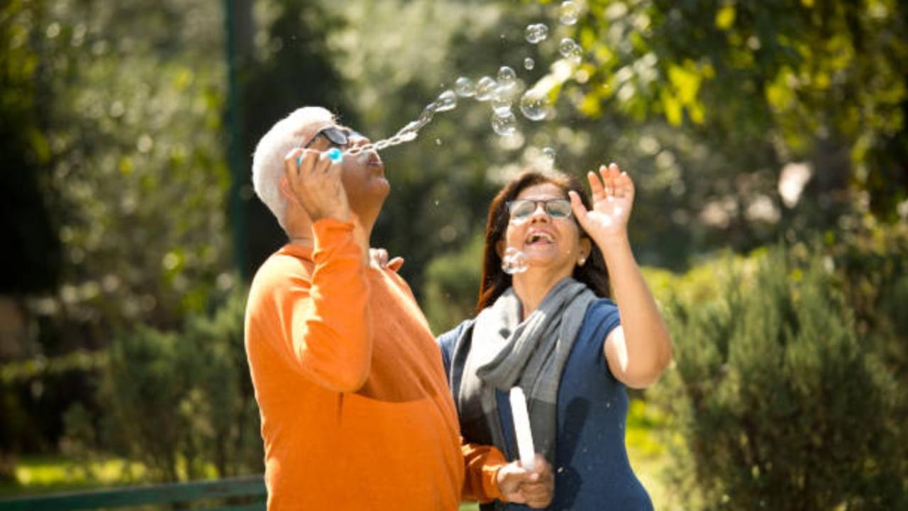 Men and women aged 50 and above are using dating apps to find love: Study