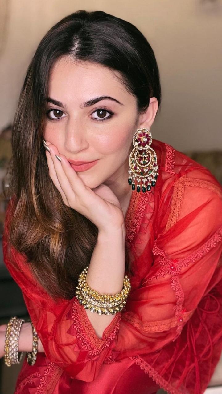 Shivaleeka Oberoi looked stunning in a red chikankari kurti and enhanced the look with statement jewellery 