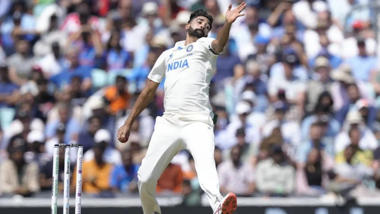 Steyn's second pick is Mohammed Siraj. 'At no.2 I have Mohammed Siraj from India. he's come on leaps and bounds in the last couple of years. india really rely on him to get them off to a good start. He's got great skill, can swing the ball away, can nip it back in when he wants to and he's a really good death bowler. I think he couples well with all the other bowlers that India have. I think he's one of the main guys that I'm going to look out for from an Indian point of view for this World Cup' says Dale Steyn