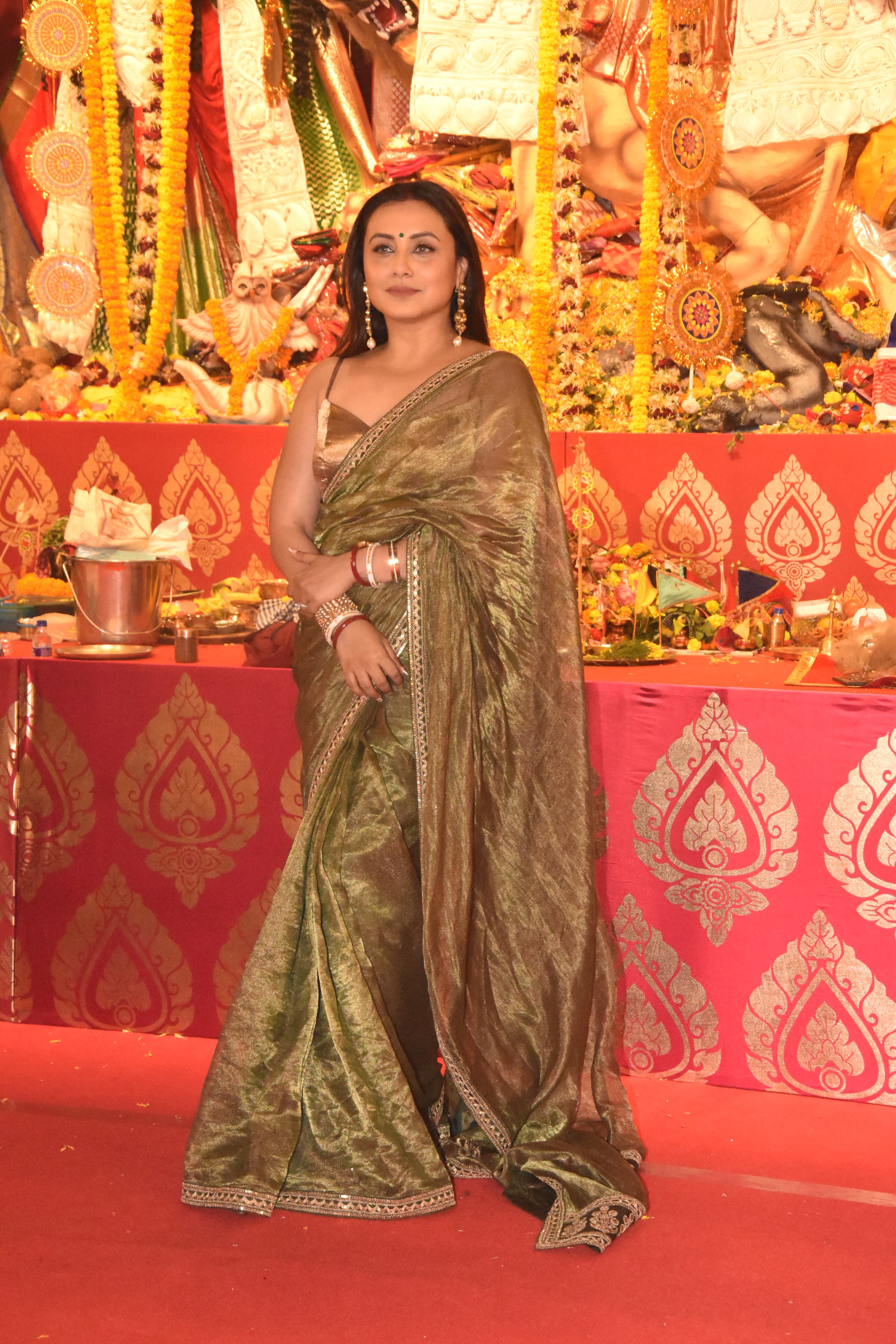 The actress was spotted in an elegant saree as she sought the blessings of Durga on Ashtami