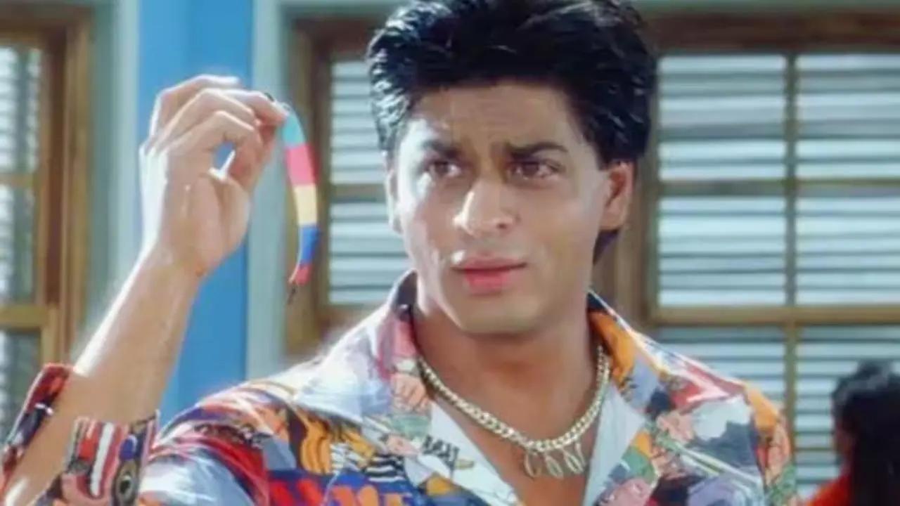 25 years of Kuch Kuch Hota Hai: Shah Rukh Khan attended a special fan screening of the film with Karan Johar and Rani Mukerji. He addressed fans present there and spoke about the chances of doing a romantic film in the near future. Read More