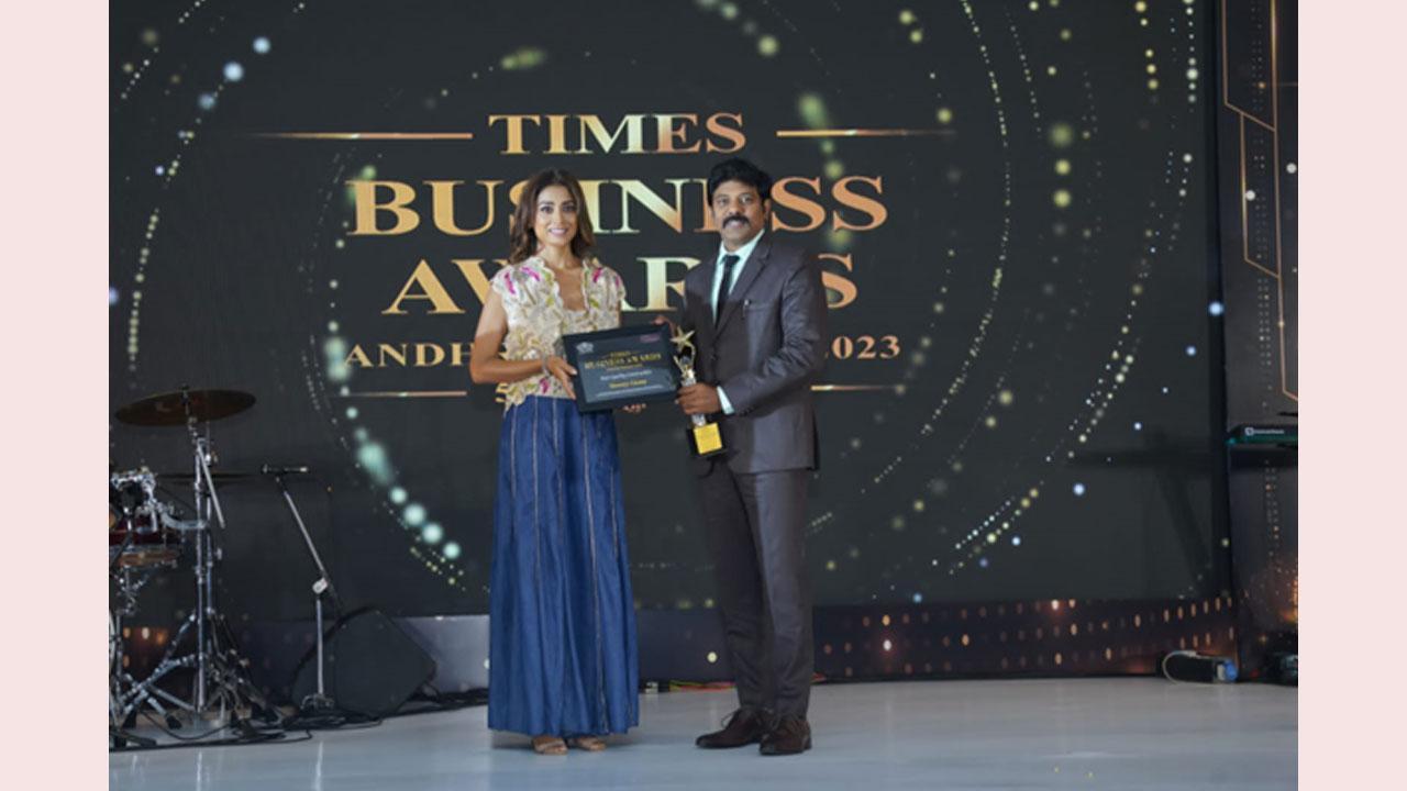 Honeyy Group Honored with Times of India Award for Best Quality in Construction 