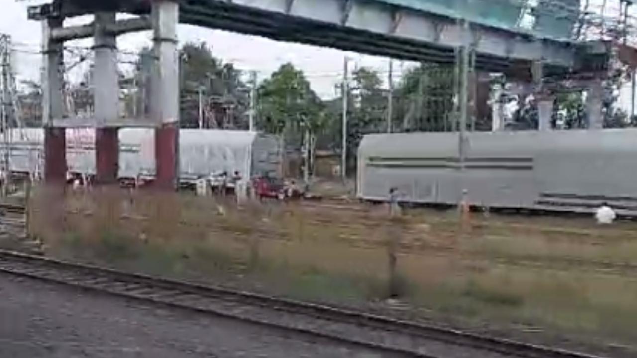 Maharashtra: Goods train derails near Vasai station in Palghar, relief operations underway