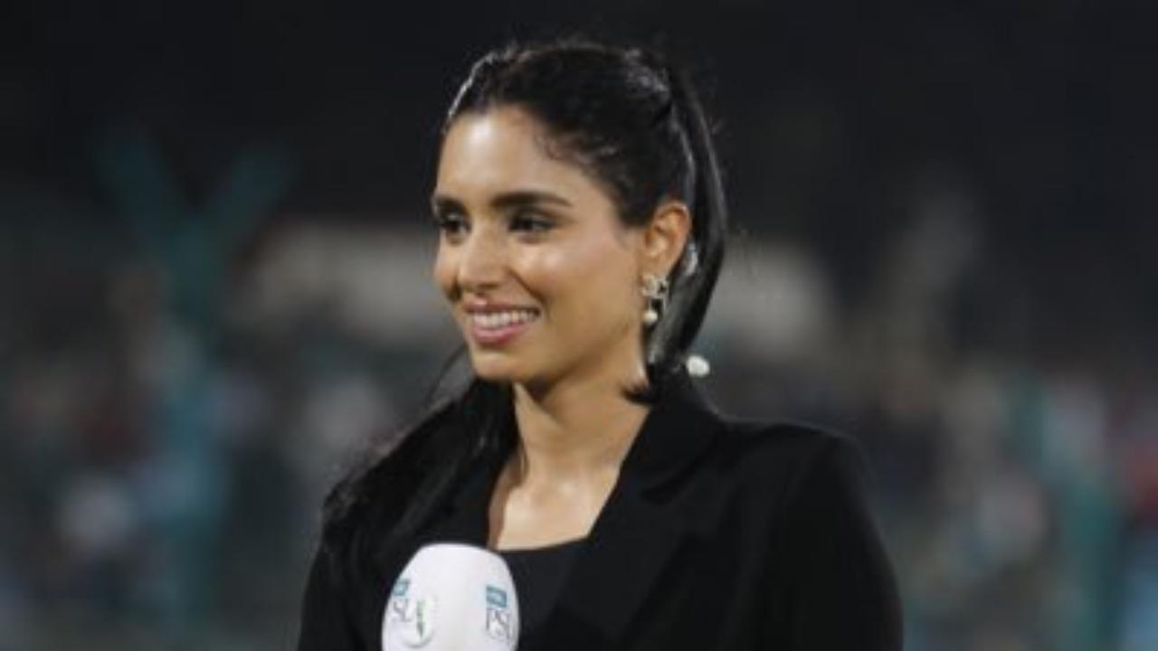 ICC World Cup 2023: Pakistan presenter leaves India amid backlash over old anti-India posts
