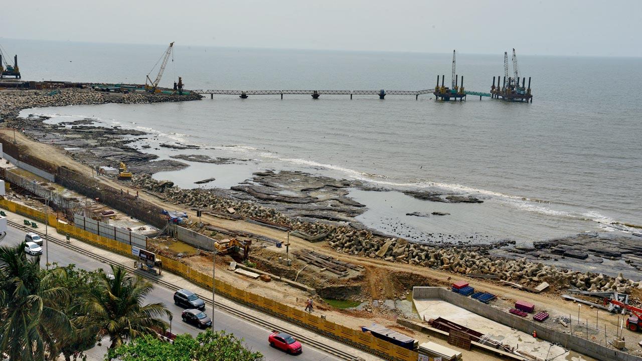 With promenades like Haji Ali and Worli sea face severely curtailed by the ongoing coastal road construction, as seen in this picture from March 2022, the sea of humanity automatically surges towards the remaining open spaces that are still available. File pic/Ashish Rane