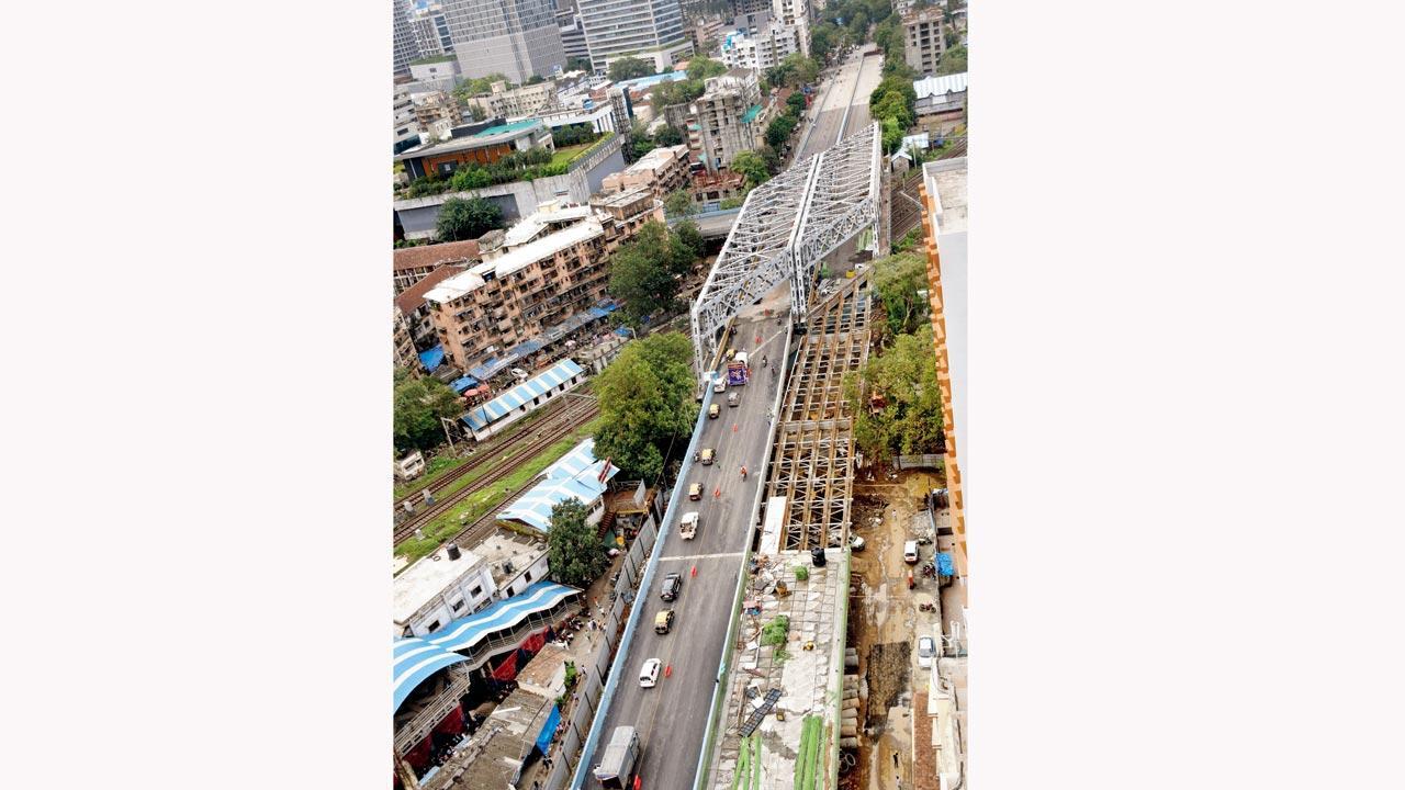 Mumbai: Ahead of Ganpati festival, Delisle Road bridge opens