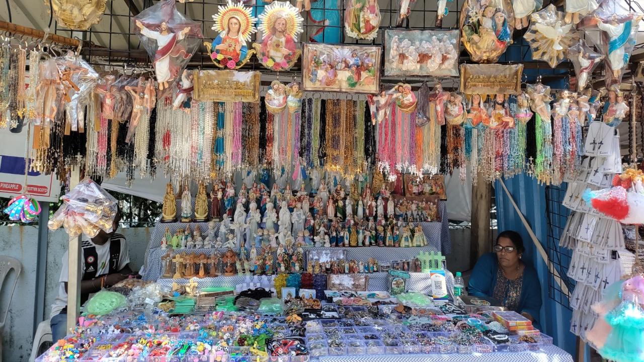 Buy religious itemsApart from books, you can also buy religious statues including that of Mother Mary and Jesus Christ and more from many stalls that line the steps as well as on the road outside at the main entrance of the church. The statues start from Rs 200 and go on till Rs 2,000. 