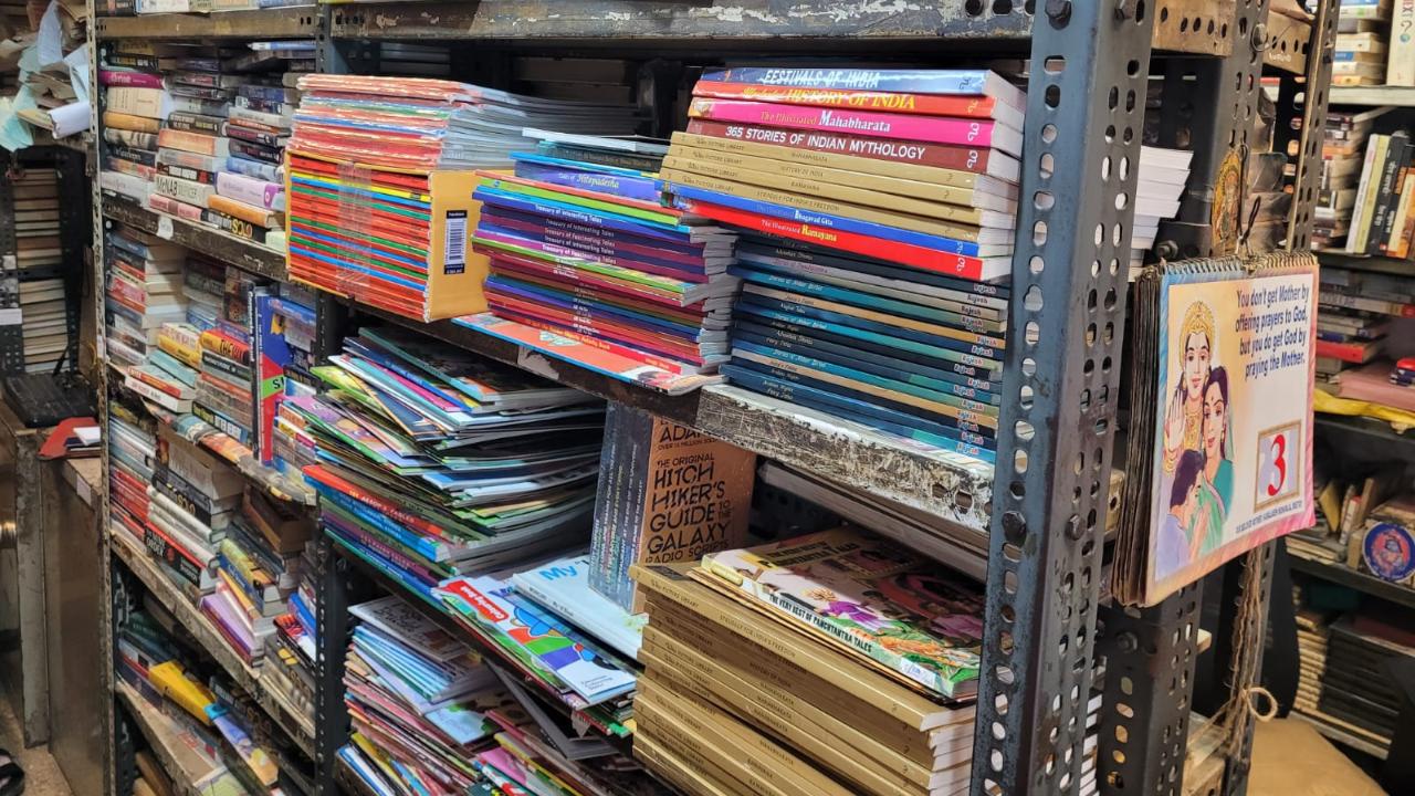 Seeing this shift, Punjabi started keeping bestsellers including the likes of Chetan Bhagat in 2010. When people came to take the reference books, they used to also end up buying these books and slowly the demand for them also grew. Today, the bookshop has between 10,000 to 12,000 books.