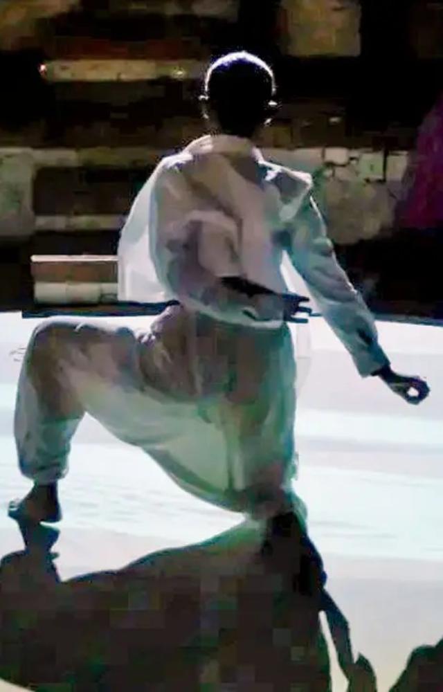 Cotinuum, curated by Akanksha Dev, a movement artist, to showcase the interconnected wires of the human body on September 22 at Method, Kala Ghoda from Rs 499