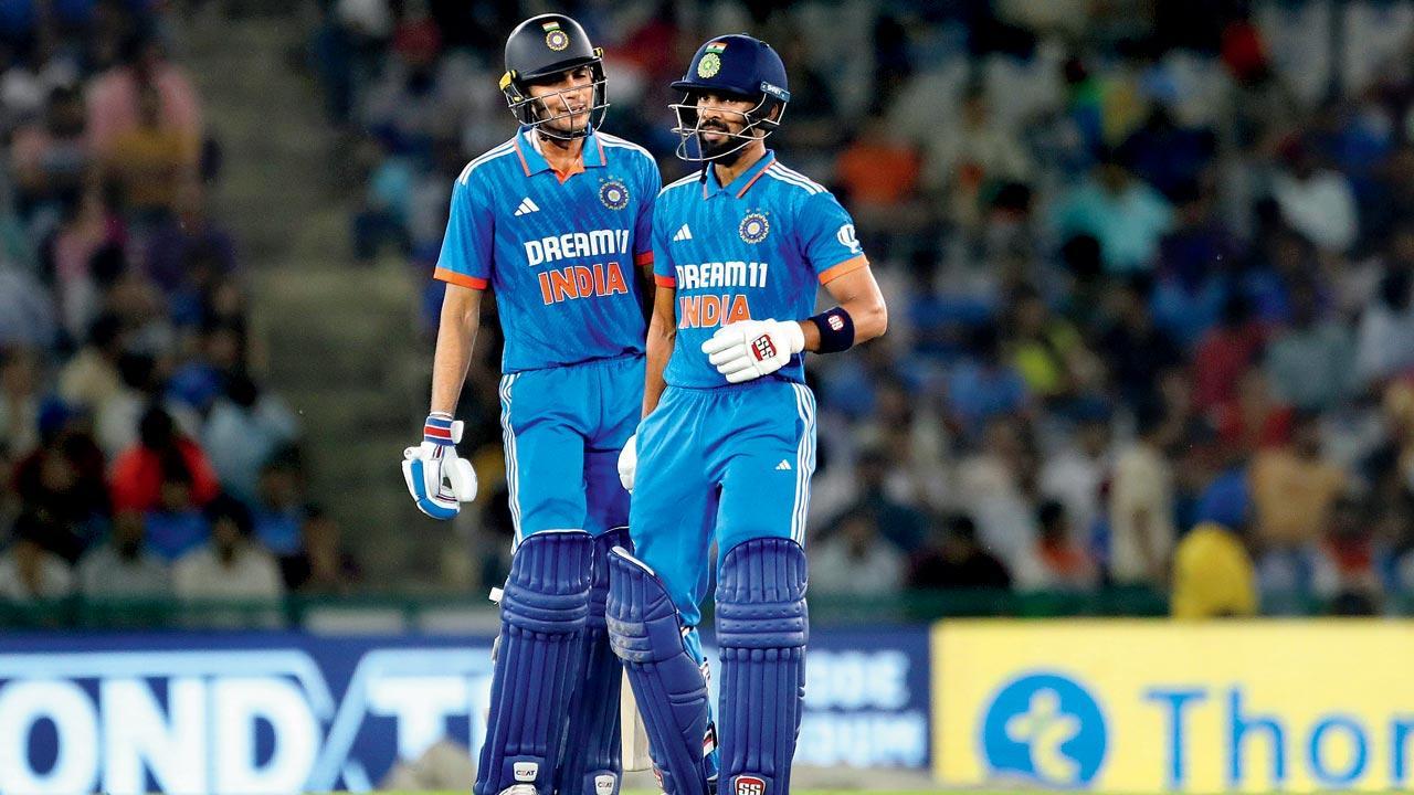 India vs Australia: Hosts open in style