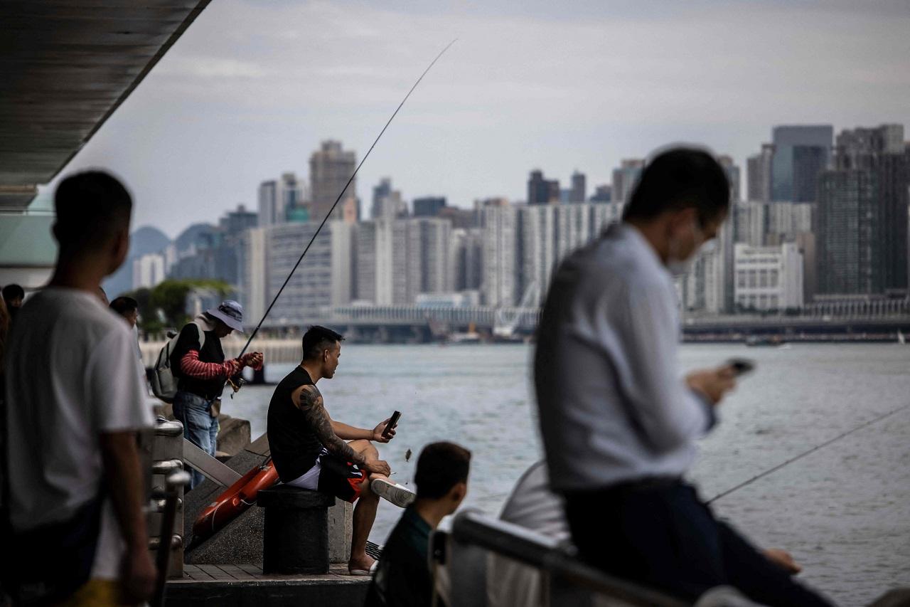 Chan expected the winds would gradually weaken as the typhoon moves away from Hong Kong on Saturday