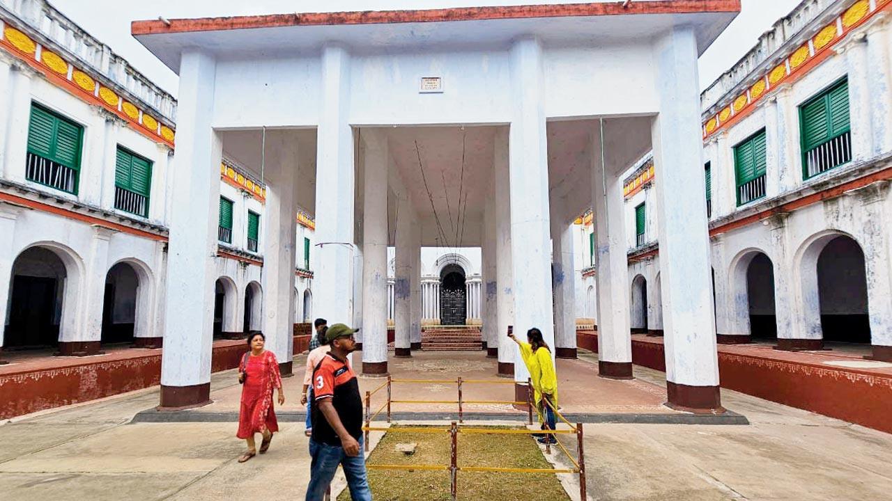 Surul Rajbari is famous for its traditional Durga Puja celebrations