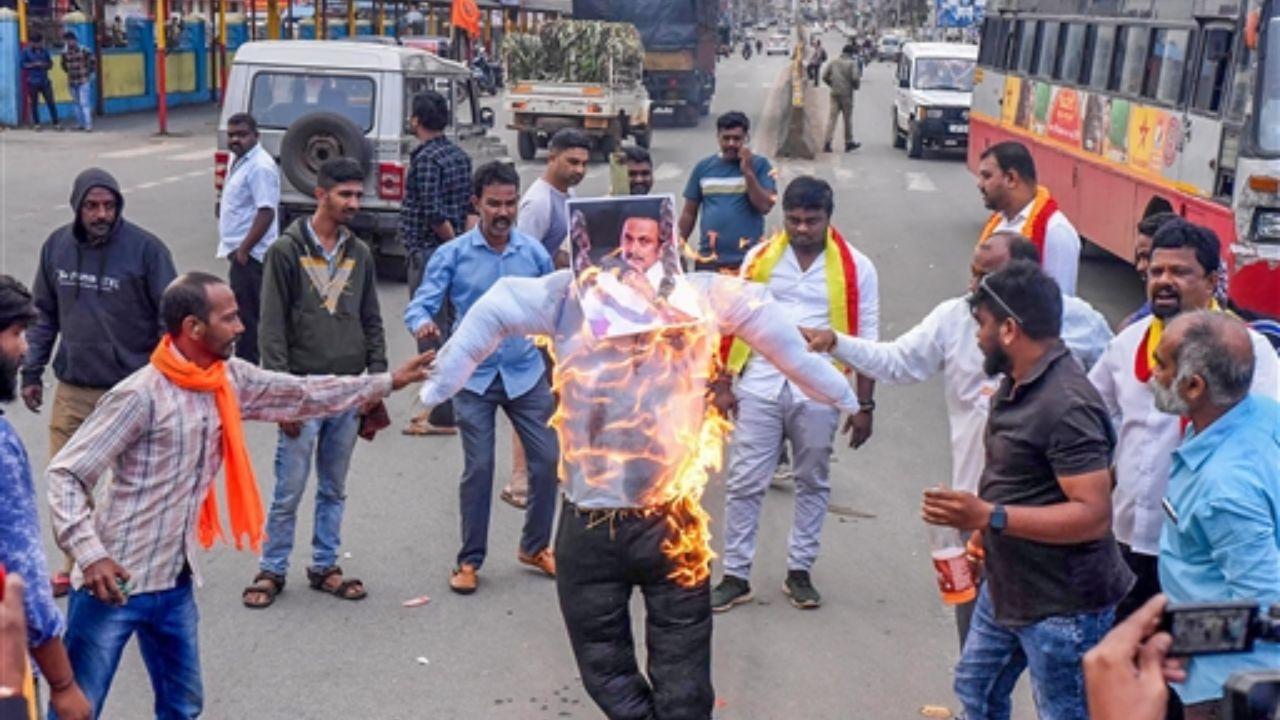 Passengers expressed their frustration and disappointment at the cancellation of flights and bus services, causing them to miss their travel plans amid the Karnataka bandh.