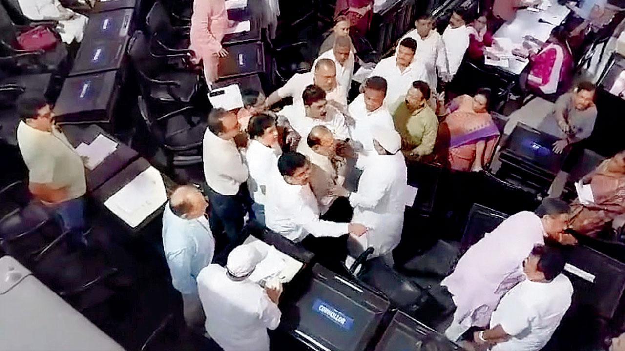 Scuffle erupts between two councillors at KMC