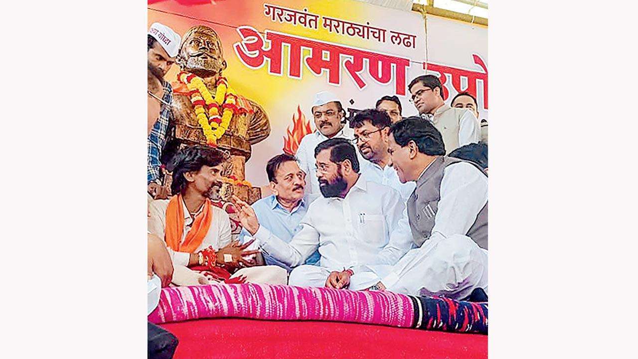 CM Eknath Shinde meets farmer and Maratha activist Manoj Jarange-Patil, who has been on a hunger strike for the demand of reservation in Antarwali Sarati village of Jalna district. Jarange-Patil called off his strike on Thursday. Pic/PTI