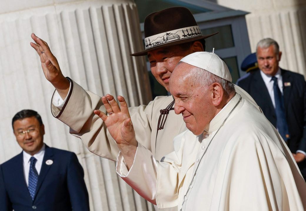 Pope Francis lands in Mongolia, praises tradition of religious freedom