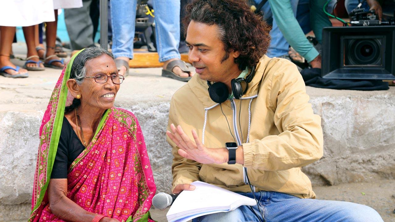 Jayant Digambar Somalkar who shot Sthal in his native village of Dongargaon in the Chandrapur district of Maharashtra cast family members and villagers to retain the authenticity and rawness of the place