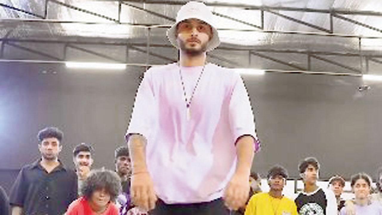 Mohit Solanki shows off some moves at a previous workshop. Pic courtesy/Instagram