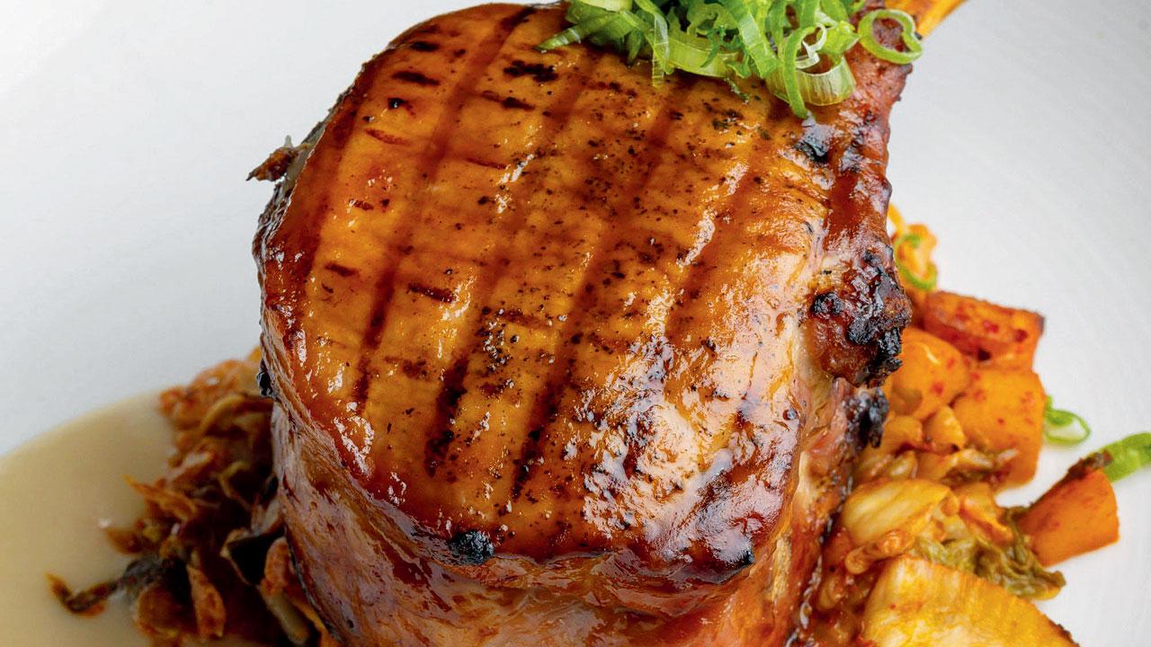Grilled lamb chop with gochujang sauce
